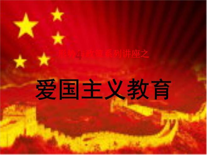 女子热衷钢管舞,和男教练亲密训练显尴尬,练柔体时惨叫
